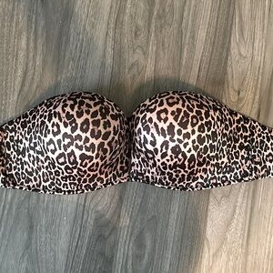 Victorias Secret 34DD Bombshell bra new